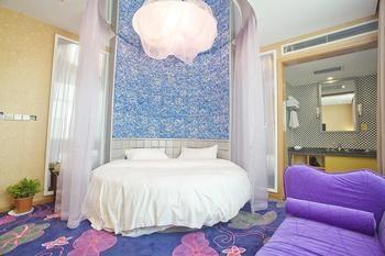 Miaozu Buyi Hotel Fenghuang Kültér fotó