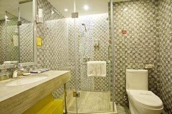 Miaozu Buyi Hotel Fenghuang Kültér fotó